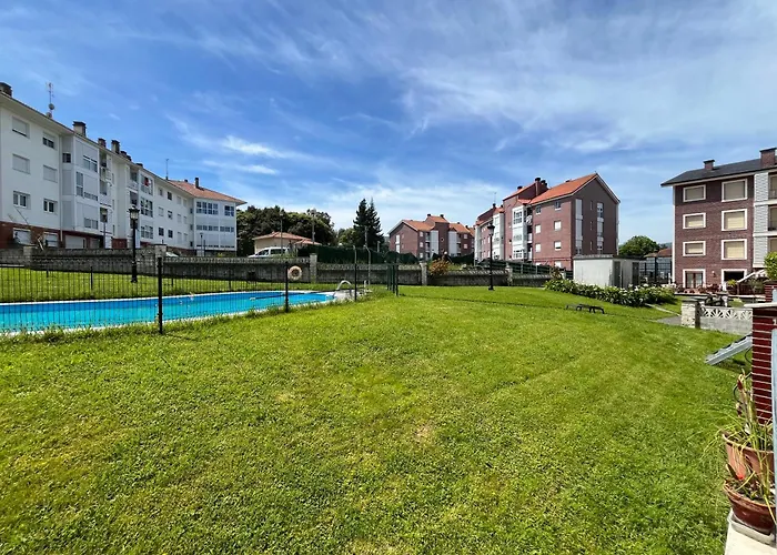 Casita Con Patio Y Piscina Entre El Mar Y Montanas